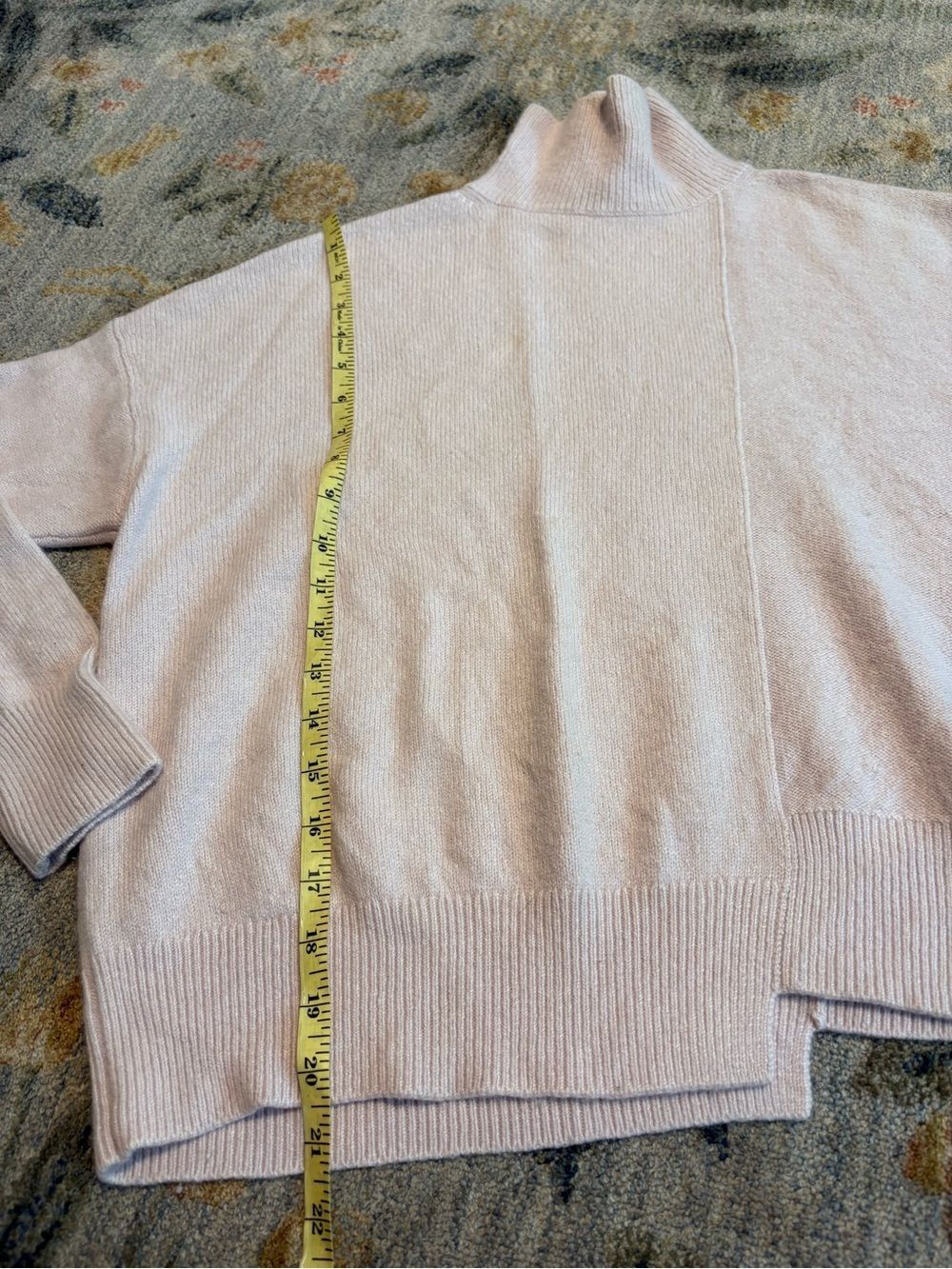 Vince Asymmetric Wool and Cashmere Blend Sweater Small Pink - Picture 2 of 6